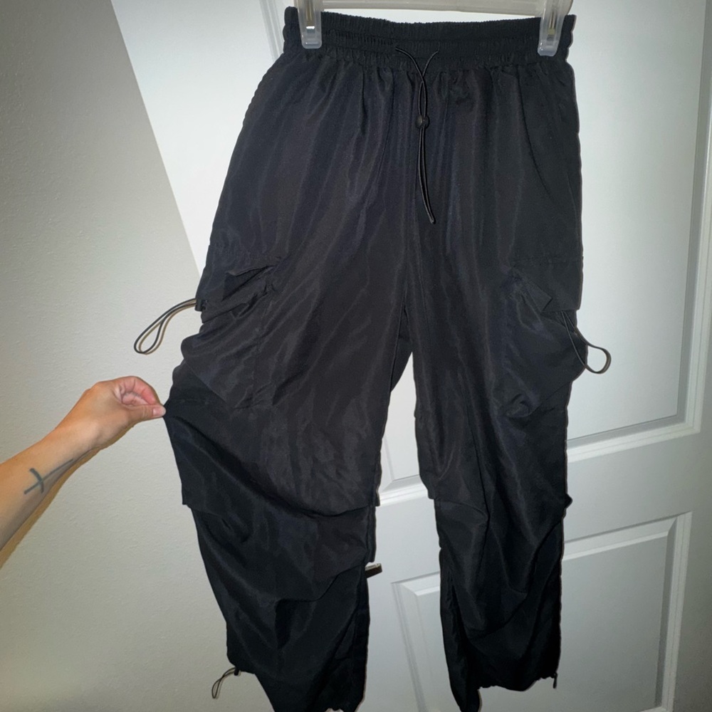 Black Cargo Pants with drawstring pockets - Picture 5 of 9